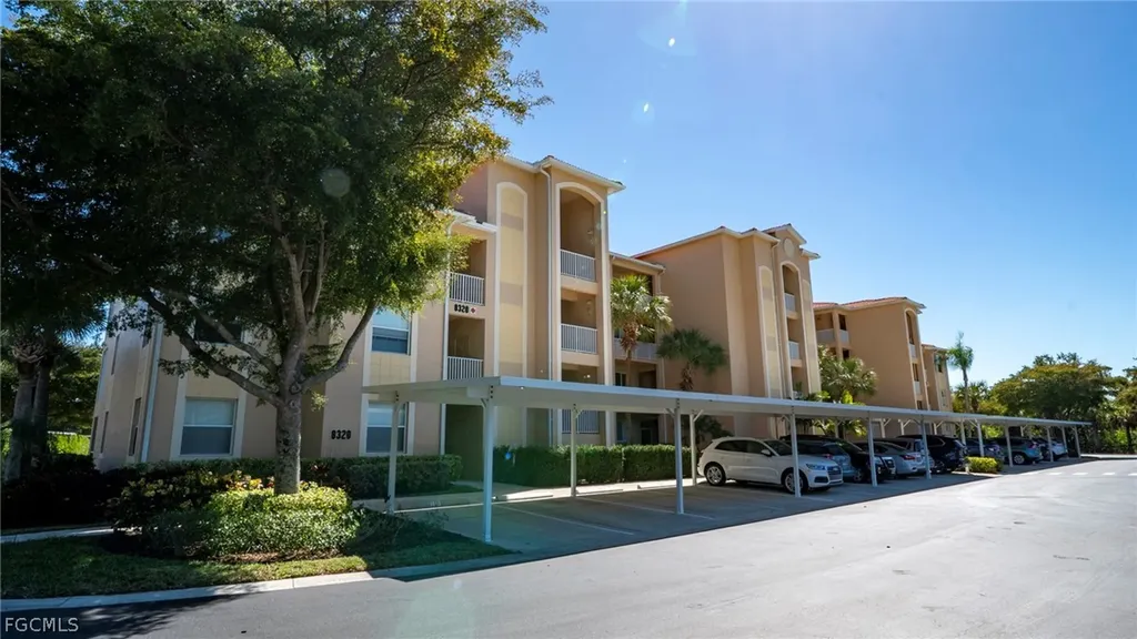8320 Whiskey Preserve Circle Fort Myers FL 33919