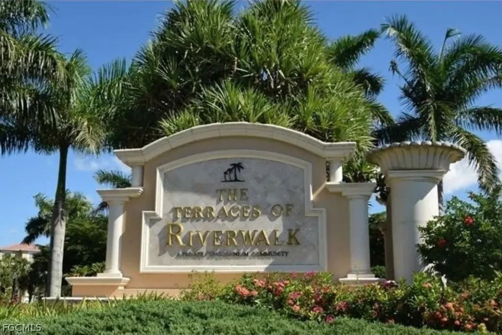 8320 Whiskey Preserve Circle Fort Myers FL 33919