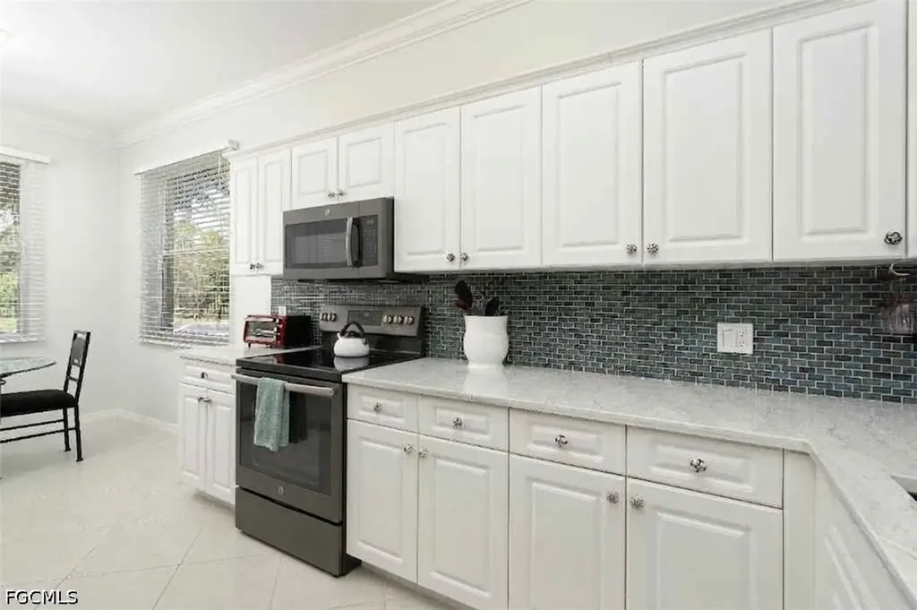 8320 Whiskey Preserve Circle Fort Myers FL 33919
