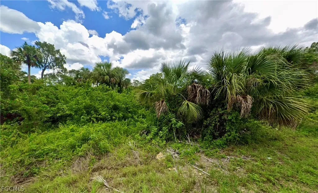 620 Lombardy Court Lehigh Acres FL 33972