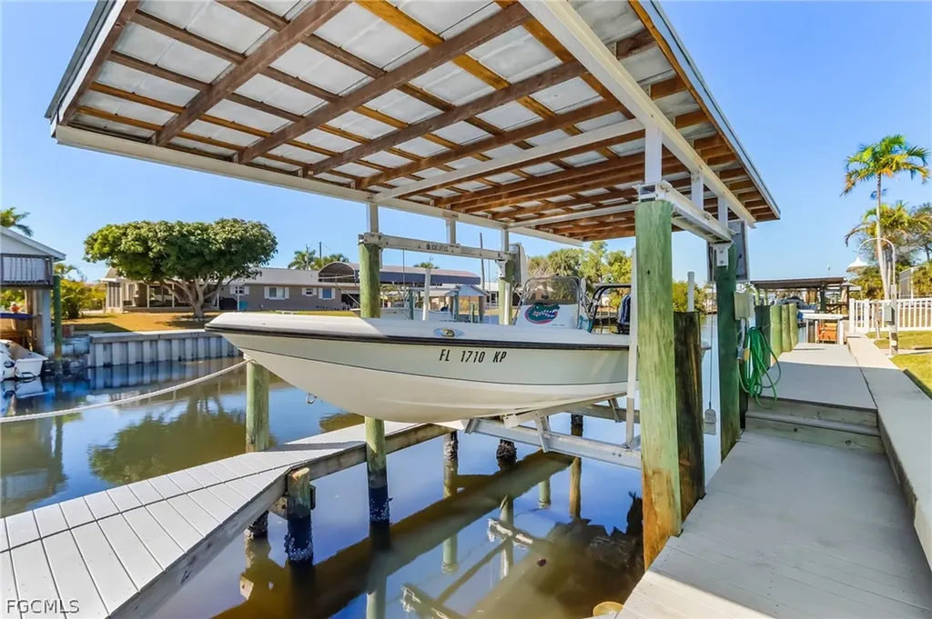 16137 Bowline Street Bokeelia FL 33922