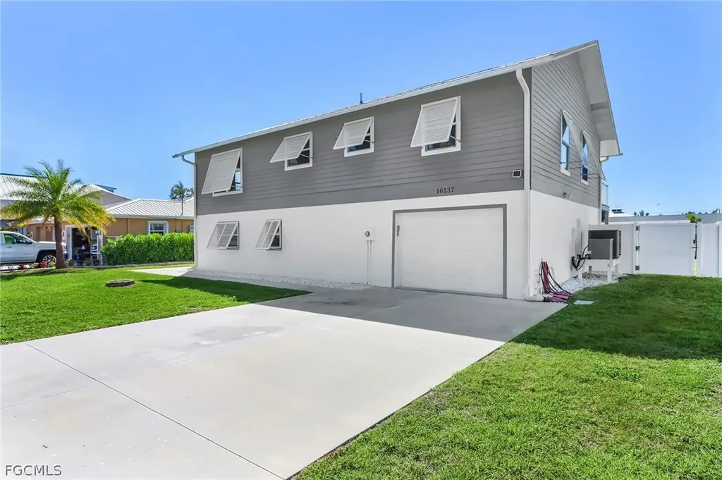 16137 Bowline Street Bokeelia FL 33922