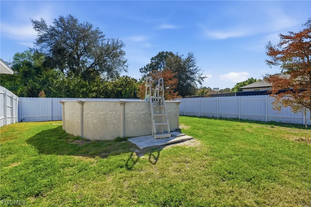 3319 40th Street W Lehigh Acres FL 33971