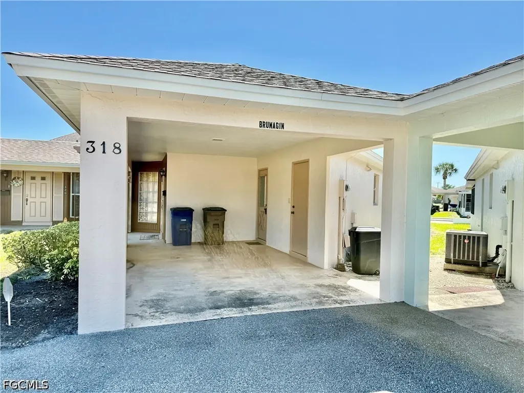 318 Joel Boulevard Lehigh Acres FL 33936