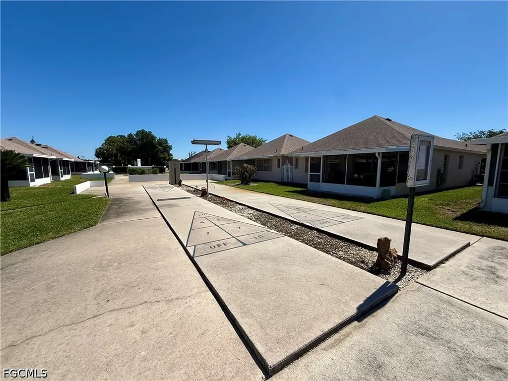 318 Joel Boulevard Lehigh Acres FL 33936