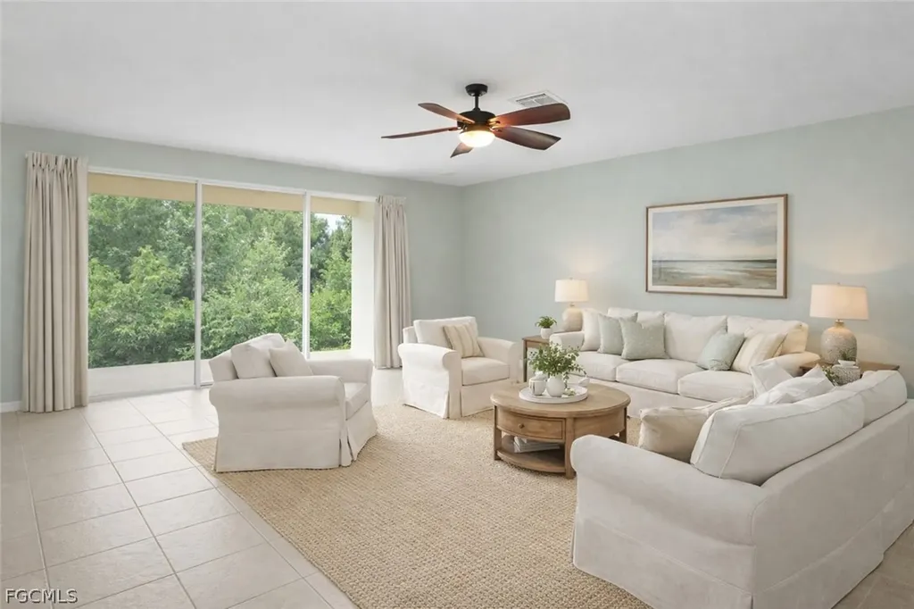 Fort Myers FL, 14951 Reflection Key Circle, Unit 525