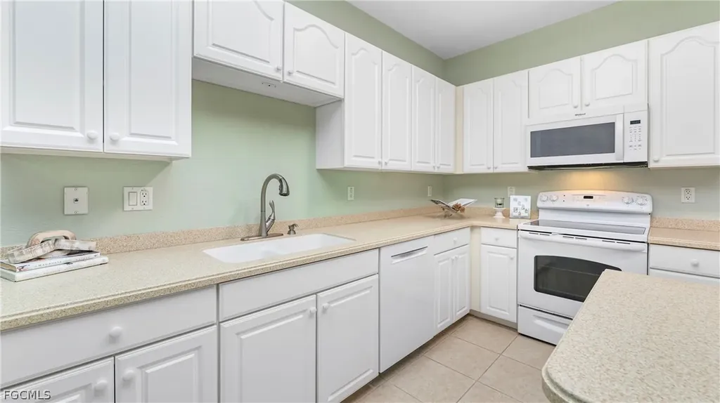 14951 Reflection Key Circle Fort Myers FL 33907