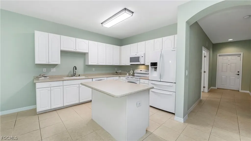 14951 Reflection Key Circle Fort Myers FL 33907