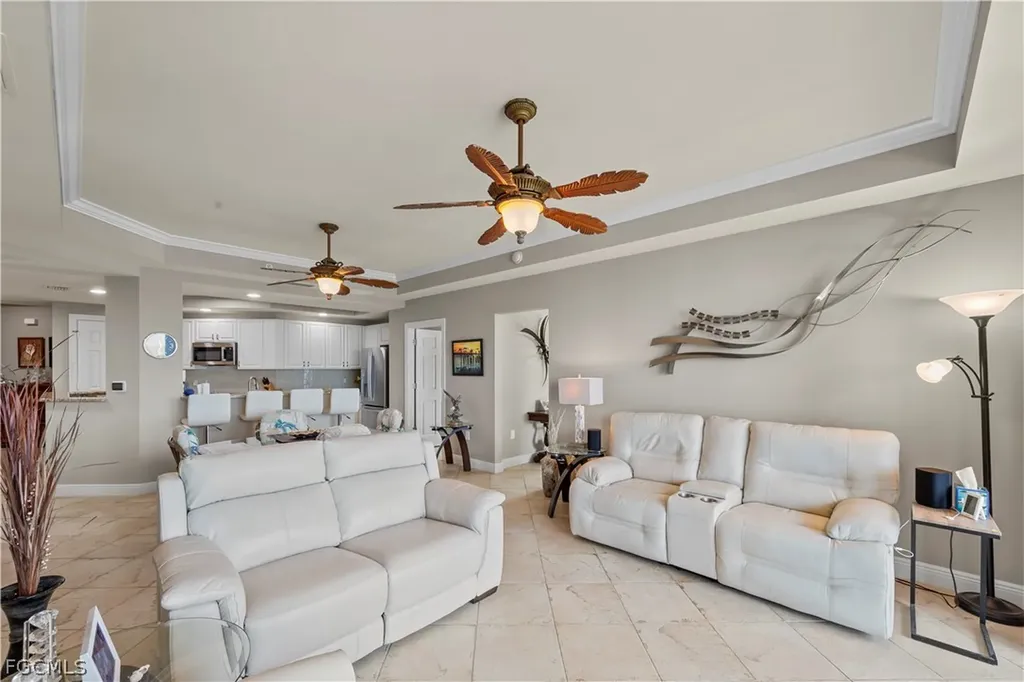 2745 1st Street Fort Myers FL 33916