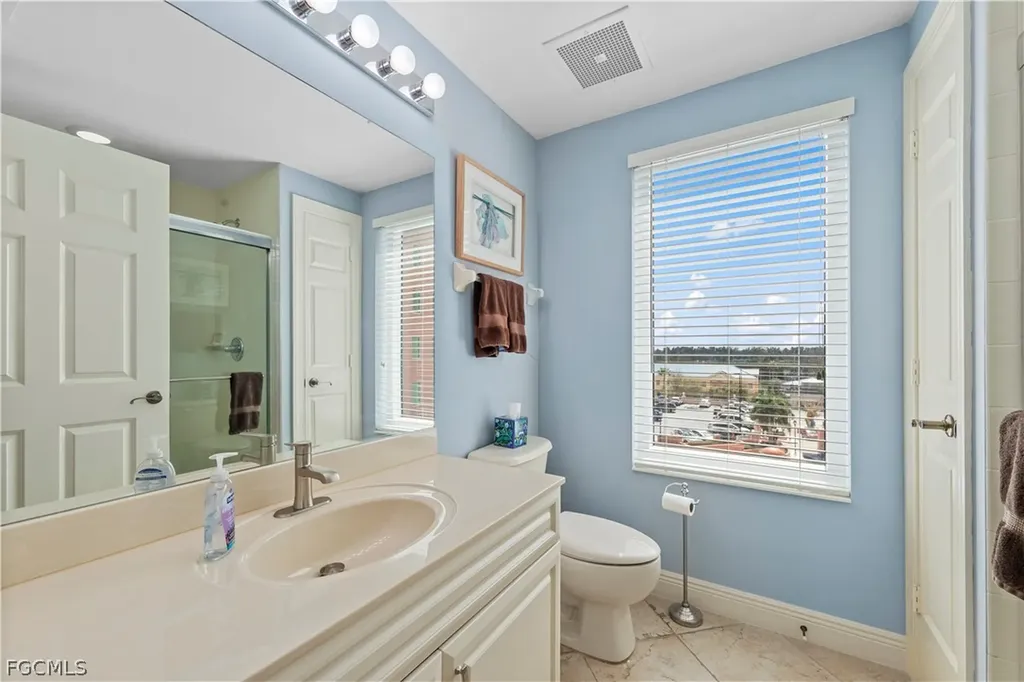 2745 1st Street Fort Myers FL 33916