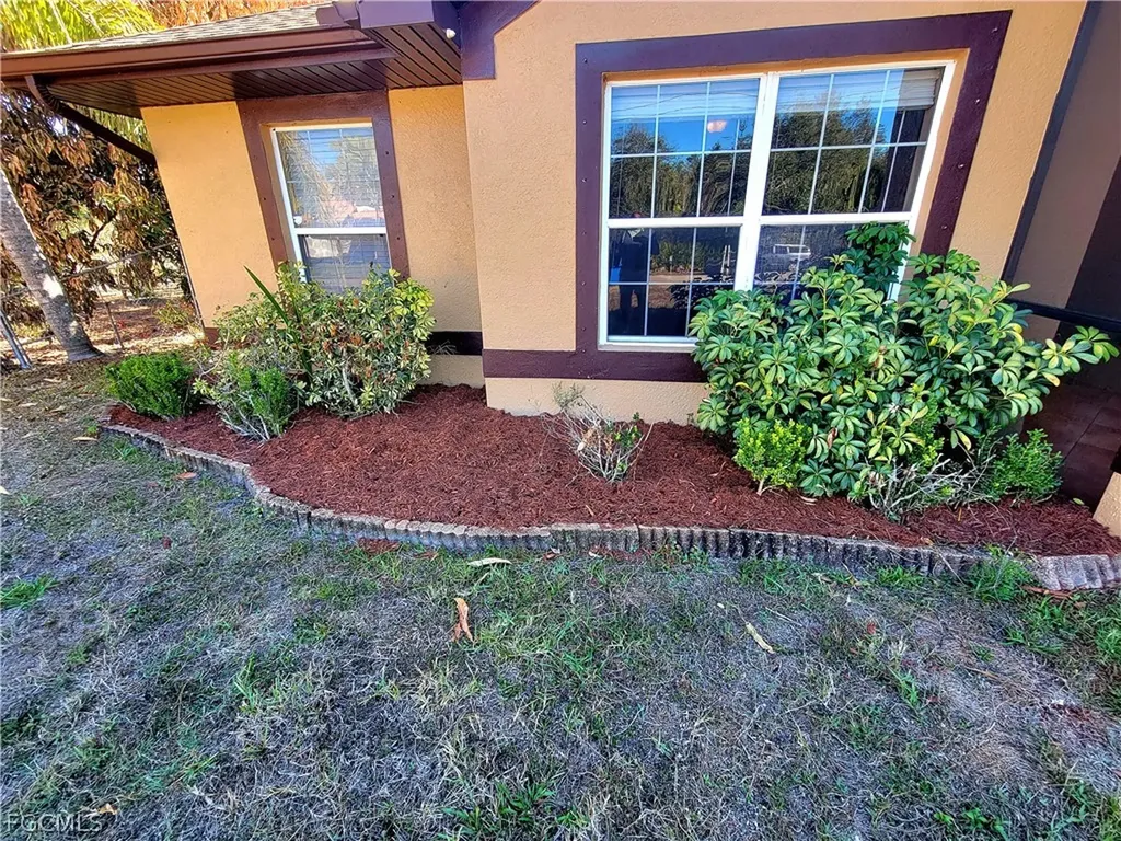 506 Desoto Avenue Lehigh Acres FL 33972
