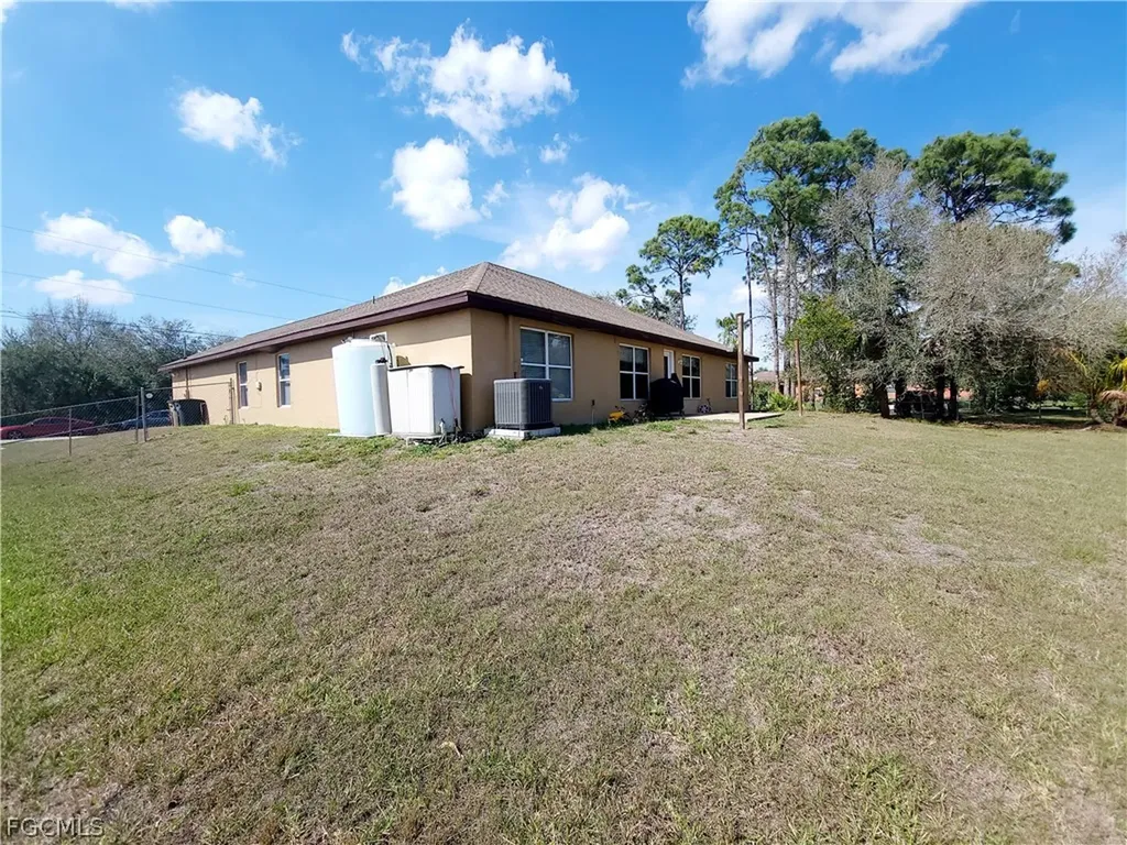 506 Desoto Avenue Lehigh Acres FL 33972