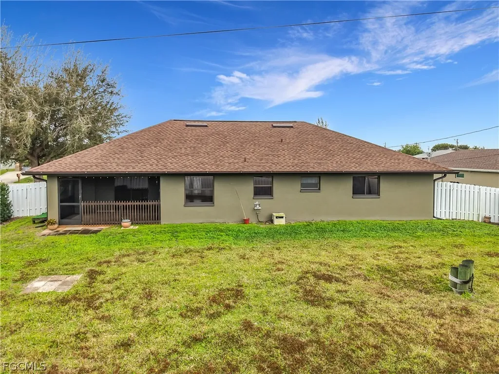 1319 SW 34th Terrace Cape Coral FL 33914