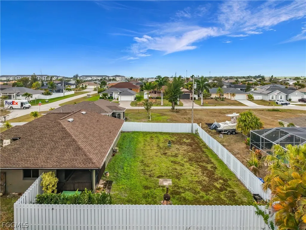 1319 SW 34th Terrace Cape Coral FL 33914