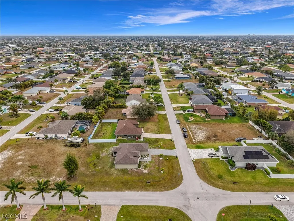 1319 SW 34th Terrace Cape Coral FL 33914