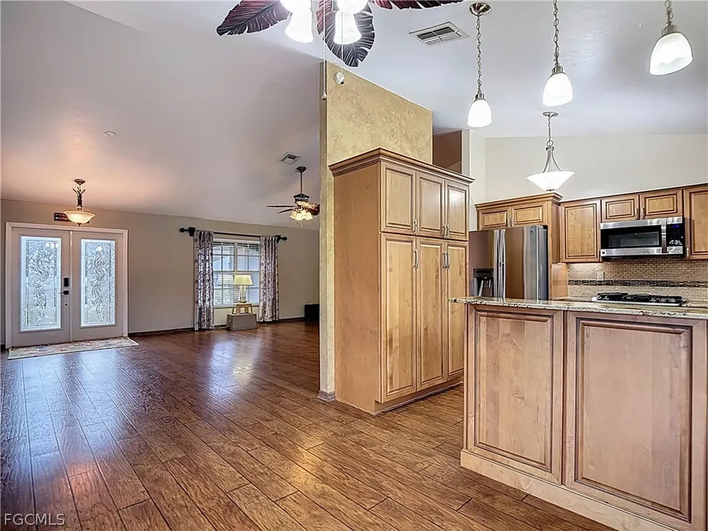 1319 SW 34th Terrace Cape Coral FL 33914