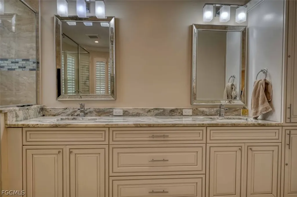 14354 Harbour Links Court Fort Myers FL 33908