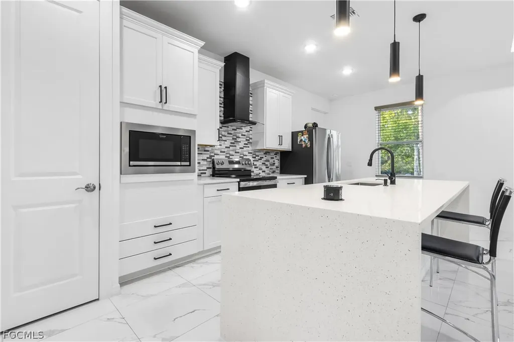 3113 Sunshine Boulevard N Lehigh Acres FL 33971