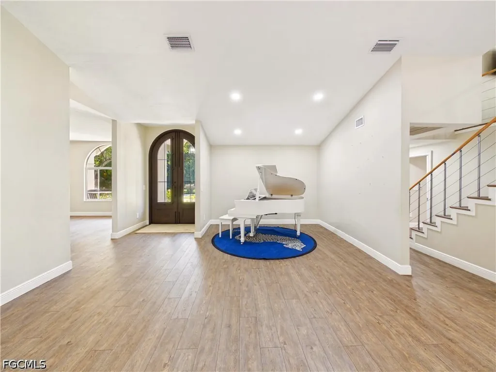 6840 Hendry Creek Drive Fort Myers FL 33908