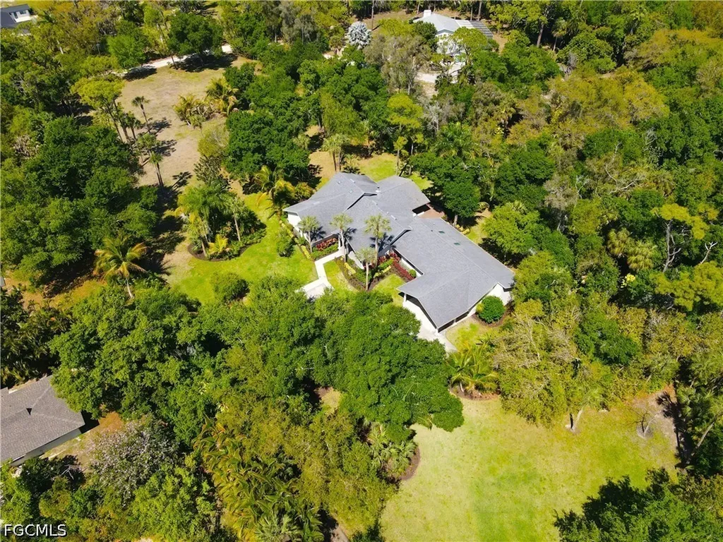 6840 Hendry Creek Drive Fort Myers FL 33908
