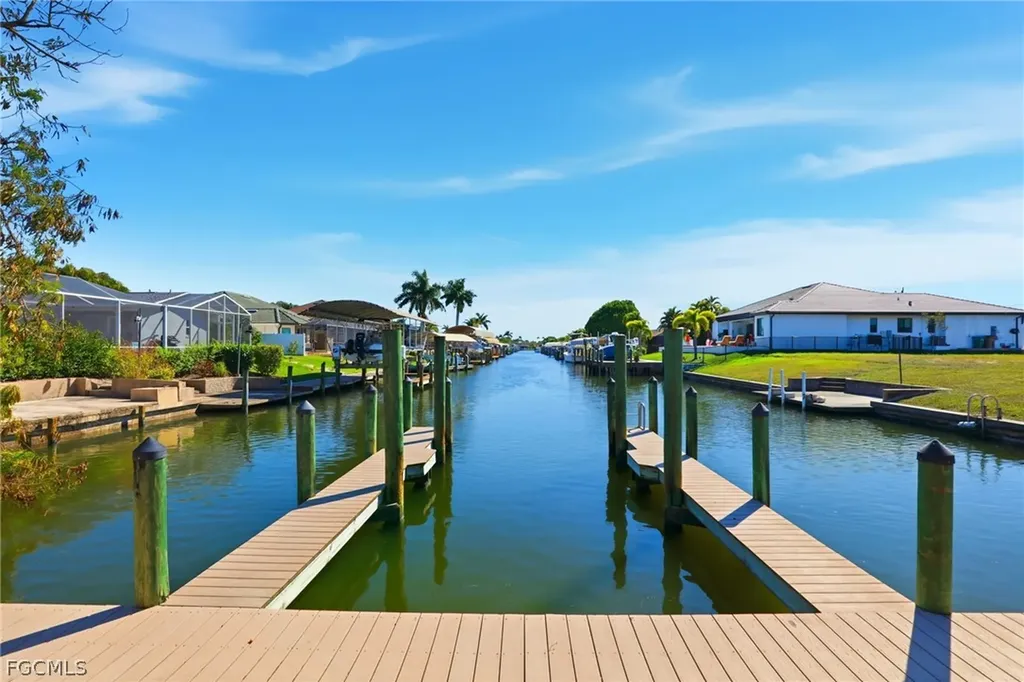 828 SW 52nd Street Cape Coral FL 33914