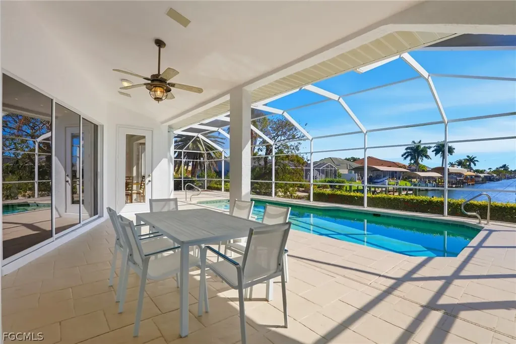 828 SW 52nd Street Cape Coral FL 33914