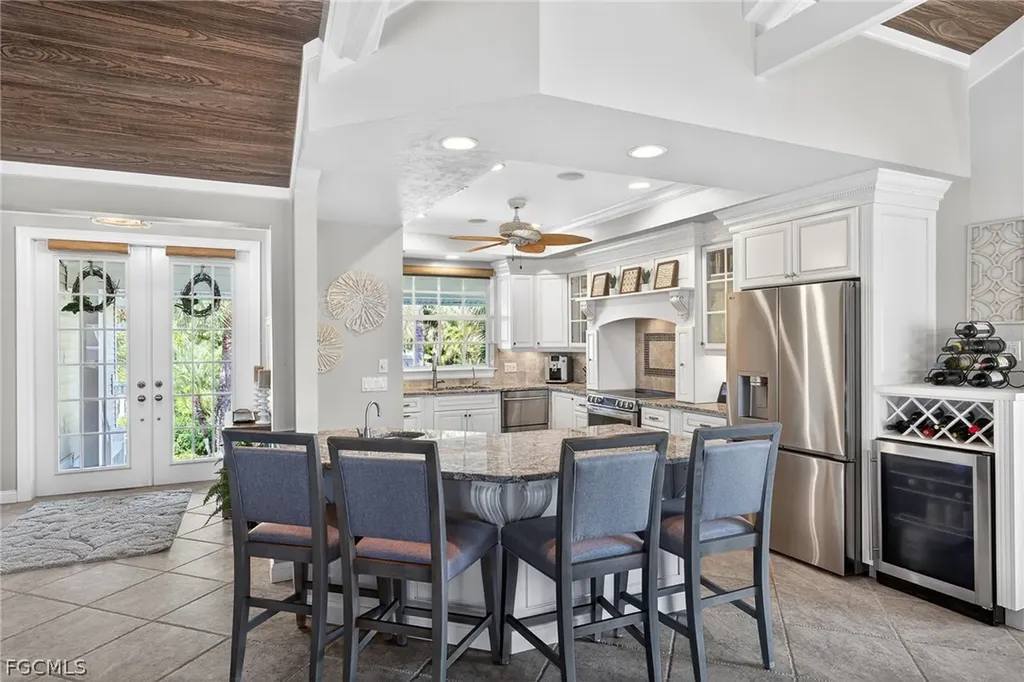 739 Anchor Drive Sanibel FL 33957