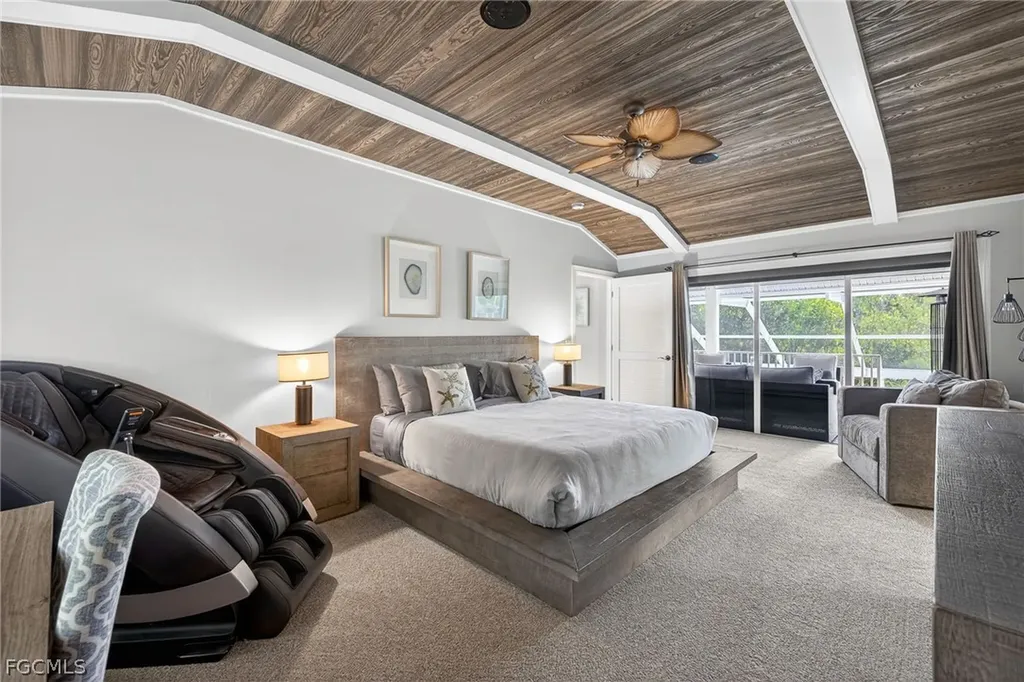 739 Anchor Drive Sanibel FL 33957