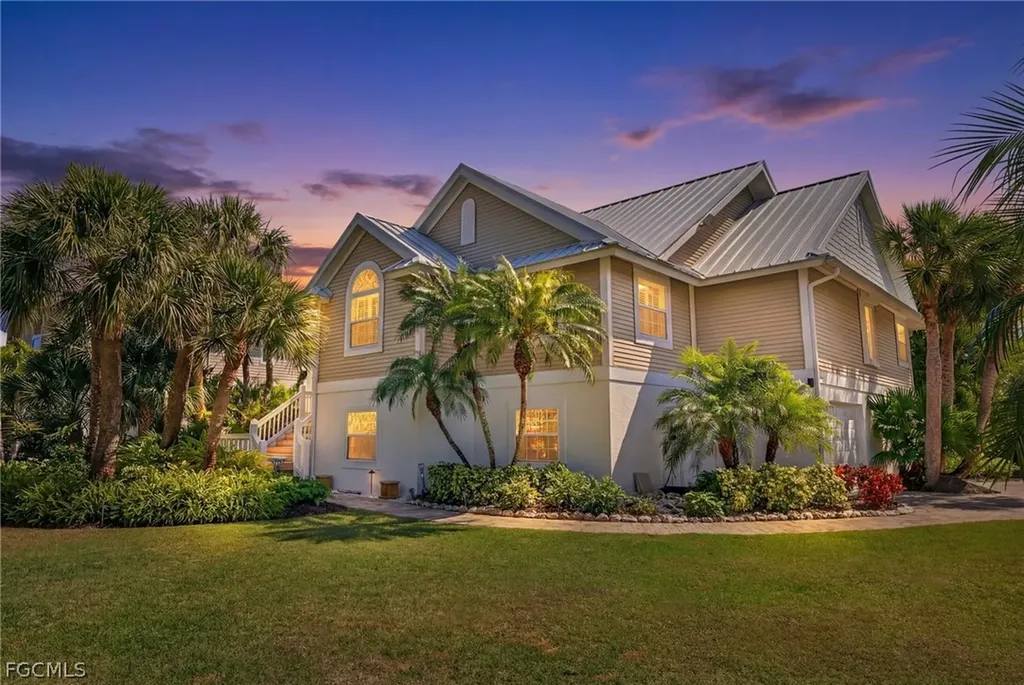 739 Anchor Drive Sanibel FL 33957