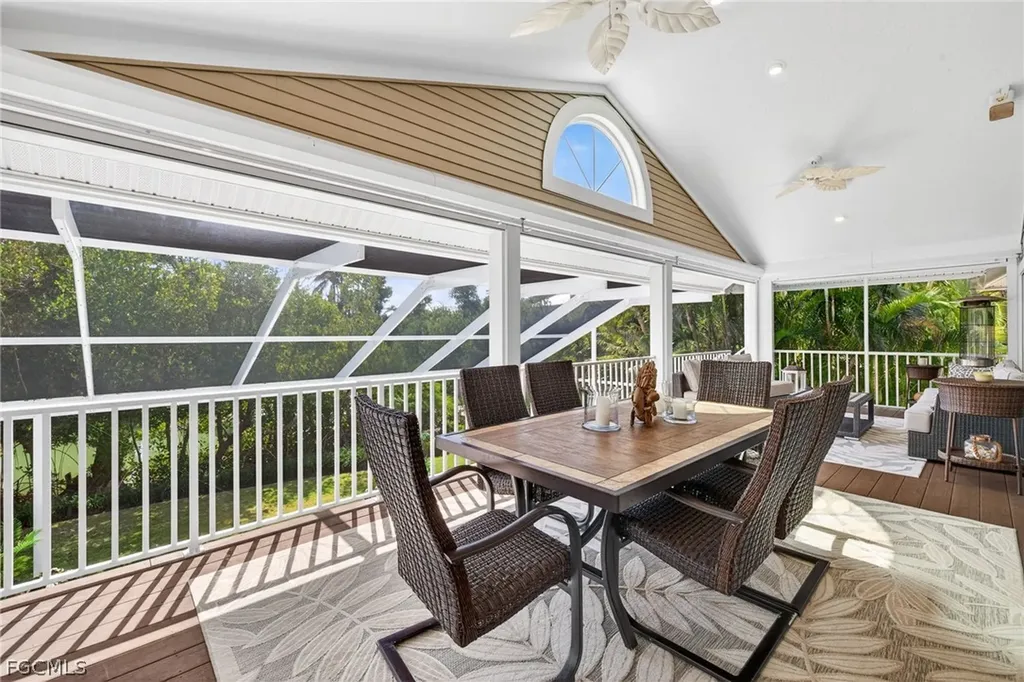 739 Anchor Drive Sanibel FL 33957