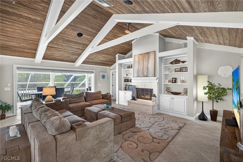 739 Anchor Drive Sanibel FL 33957