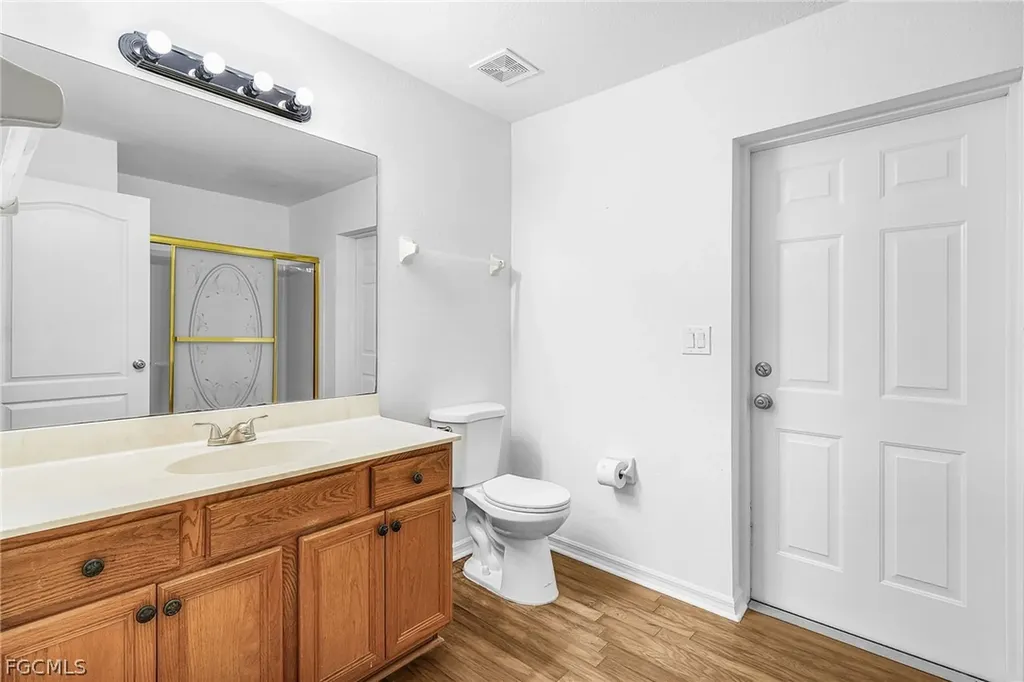 2236 SE 11th Place Cape Coral FL 33990