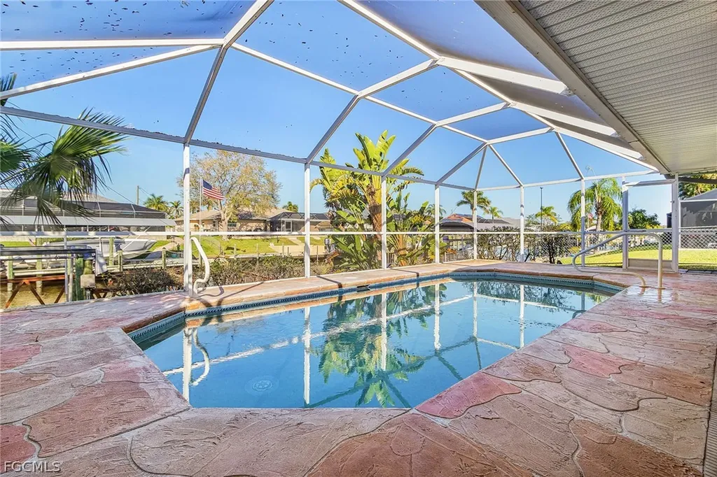 2236 SE 11th Place Cape Coral FL 33990