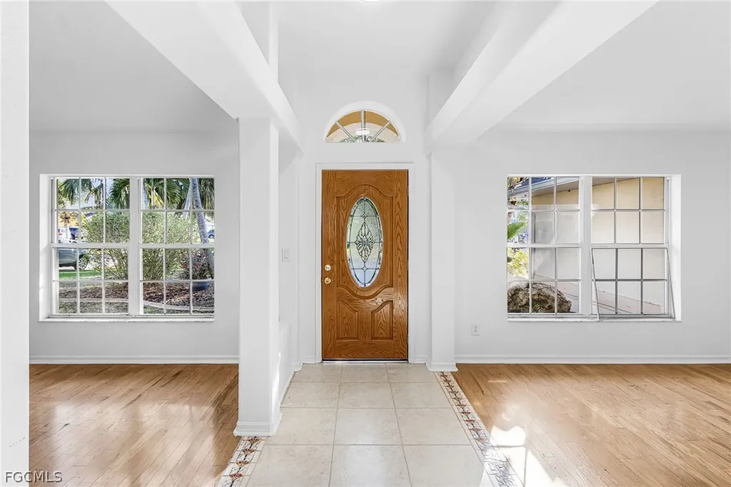 2236 SE 11th Place Cape Coral FL 33990