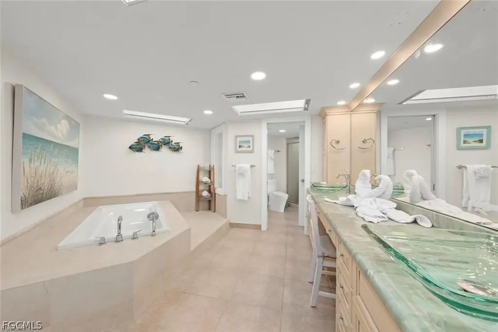 1602 Lands End Village Captiva FL 33924