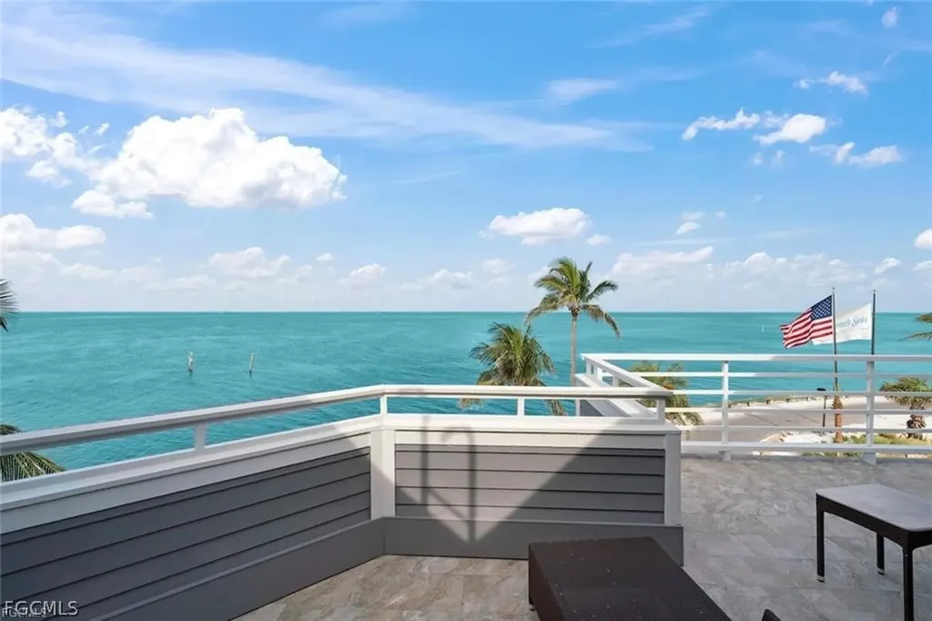 1602 Lands End Village Captiva FL 33924