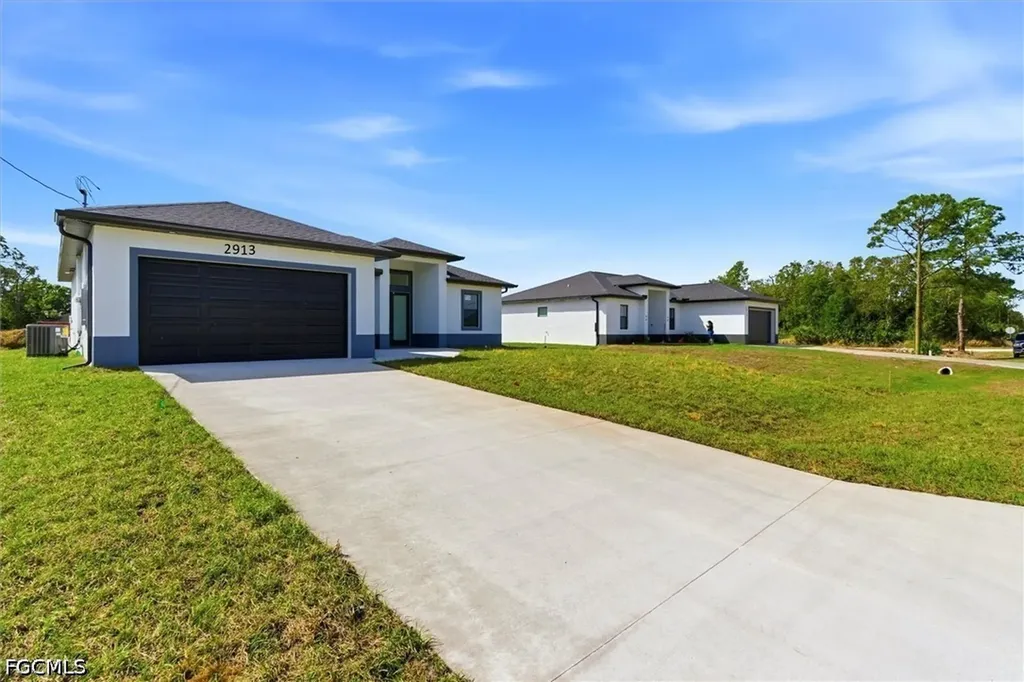 2913 24th Street W Lehigh Acres FL 33976