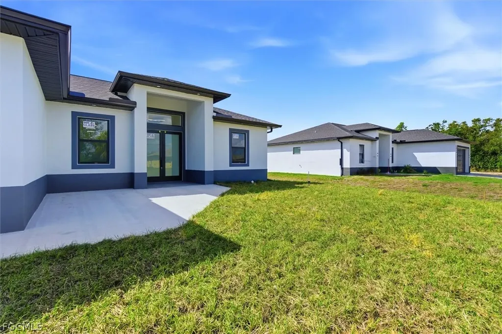 2913 24th Street W Lehigh Acres FL 33976