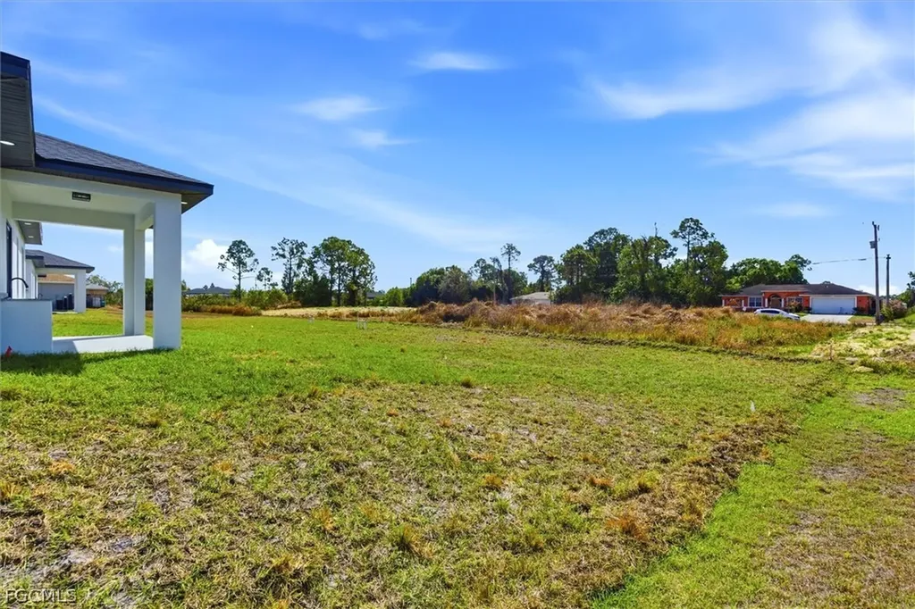 2913 24th Street W Lehigh Acres FL 33976