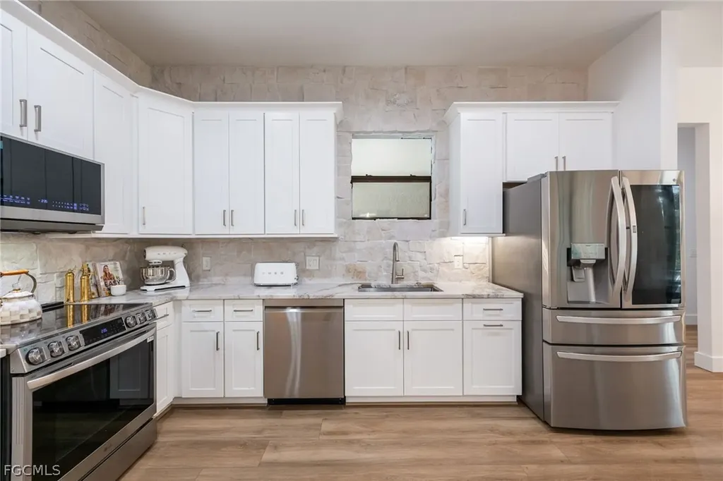 18851 Palm Beach Boulevard Alva FL 33920