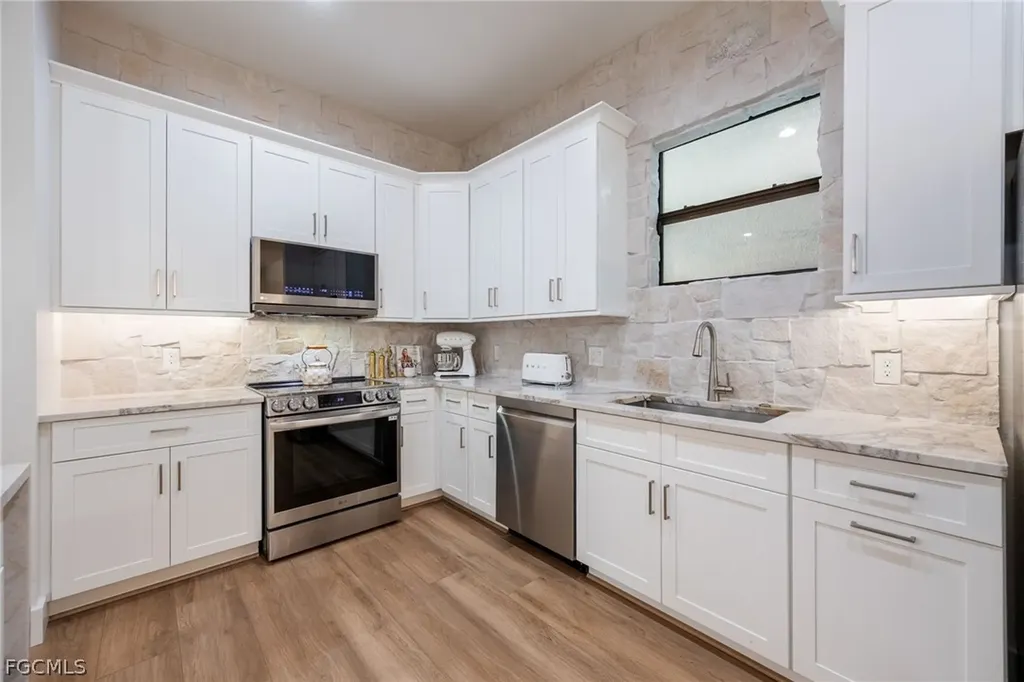 18851 Palm Beach Boulevard Alva FL 33920