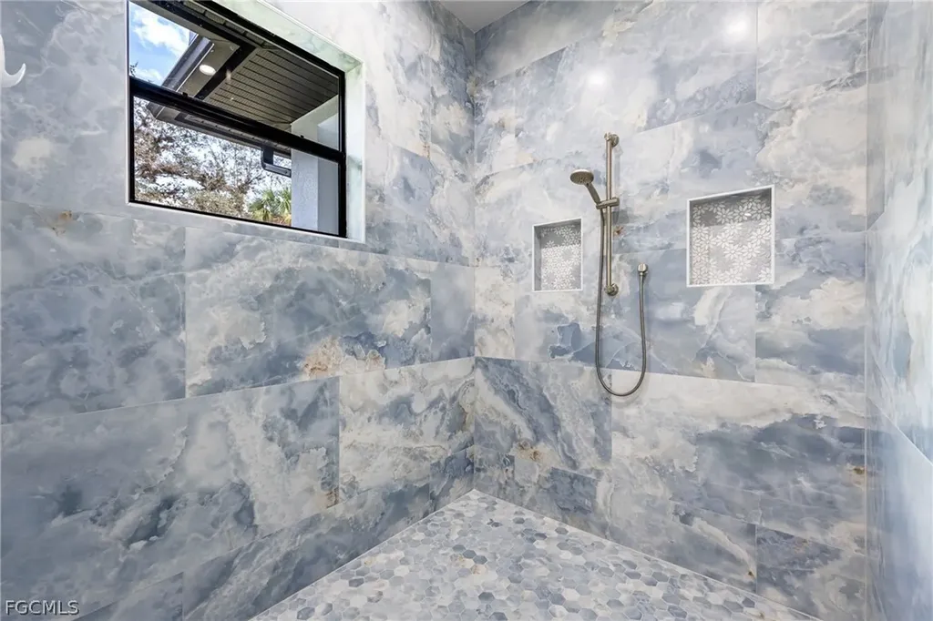 18851 Palm Beach Boulevard Alva FL 33920