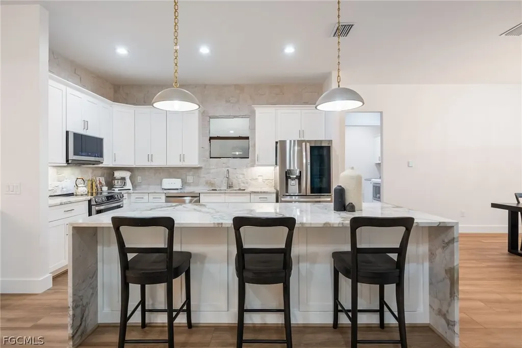 18851 Palm Beach Boulevard Alva FL 33920