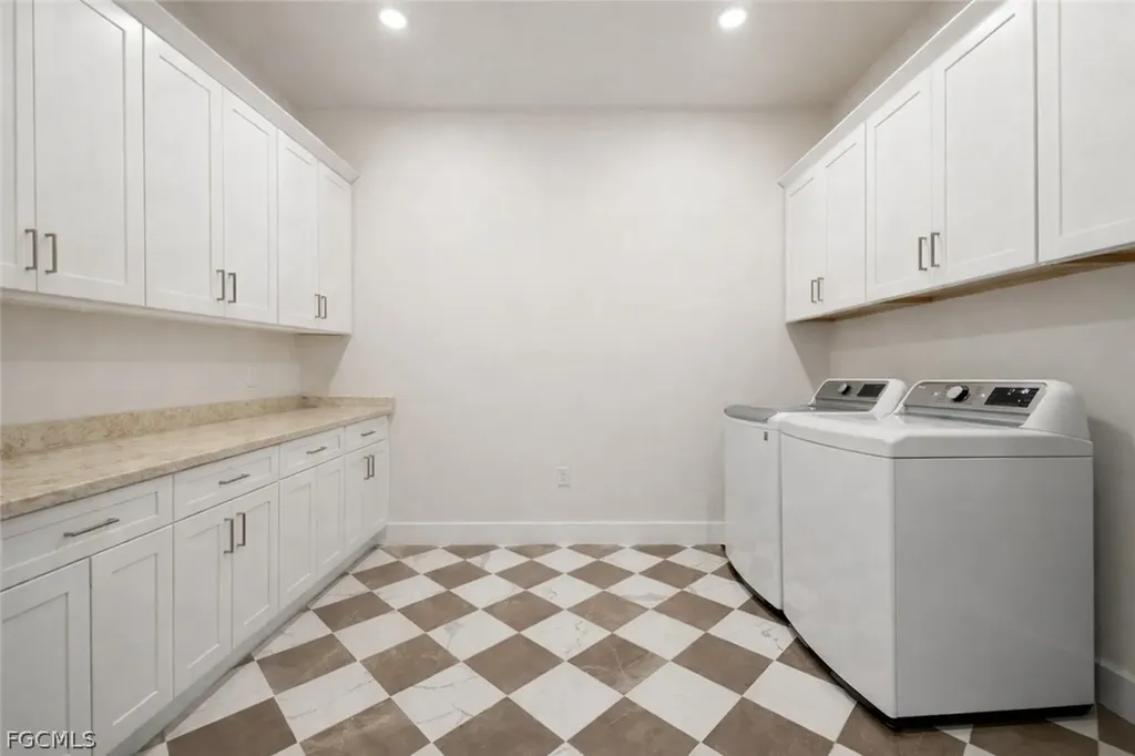 18851 Palm Beach Boulevard Alva FL 33920