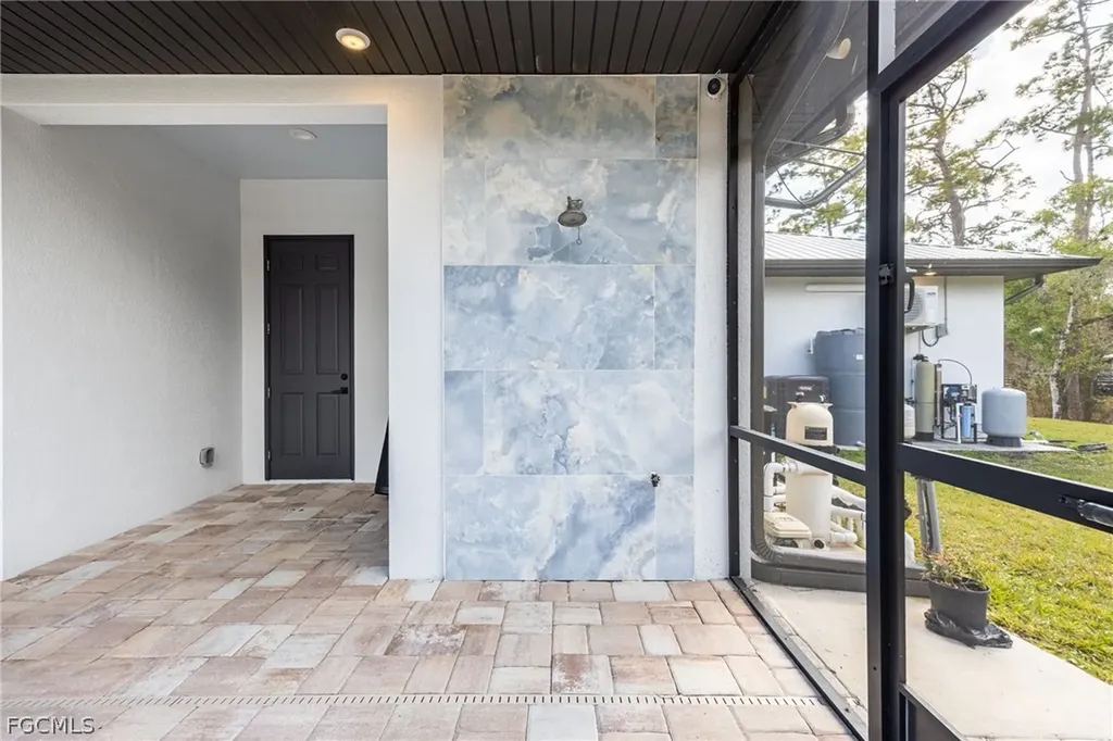 18851 Palm Beach Boulevard Alva FL 33920