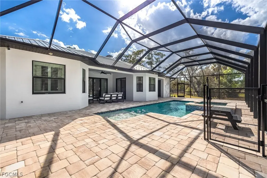 18851 Palm Beach Boulevard Alva FL 33920