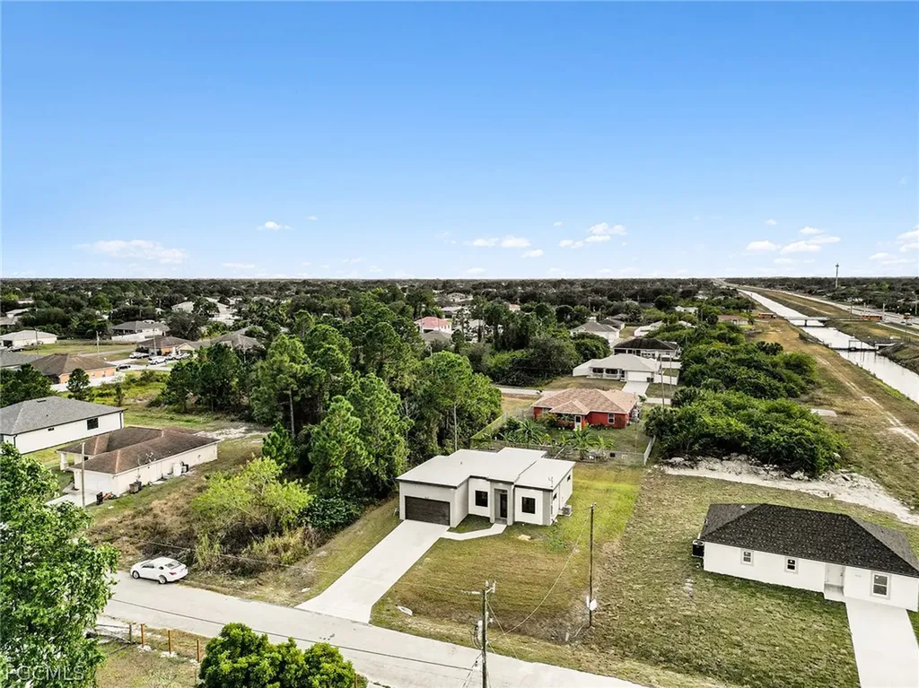 3013 4th Street SW Lehigh Acres FL 33976
