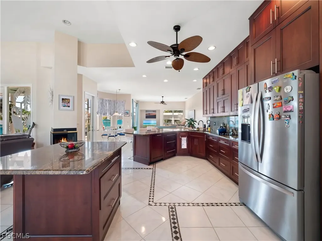 5222 Nautilus Drive Cape Coral FL 33904