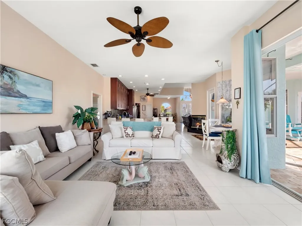 5222 Nautilus Drive Cape Coral FL 33904