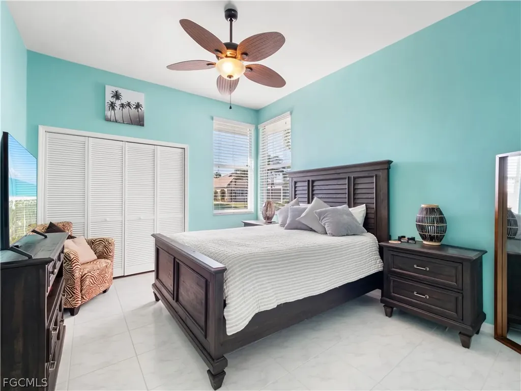 5222 Nautilus Drive Cape Coral FL 33904